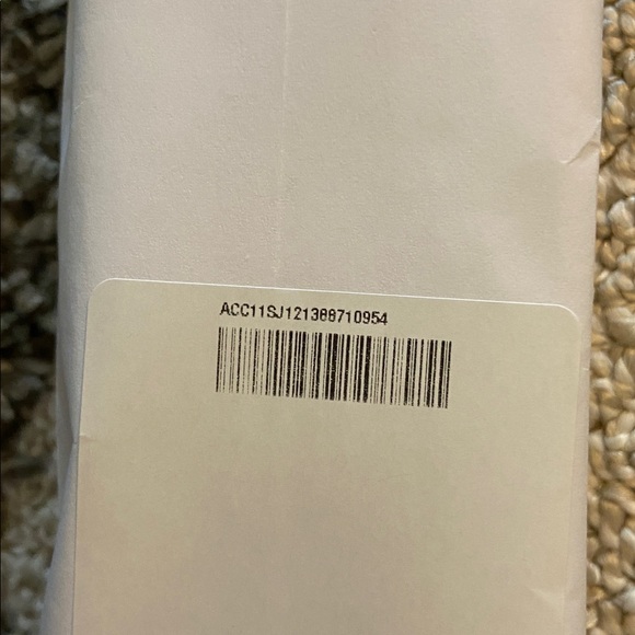 NEW Xfinity Voice Remote XR15v2-UQ New TV Input Power Volume Channel Mute - Picture 2 of 10